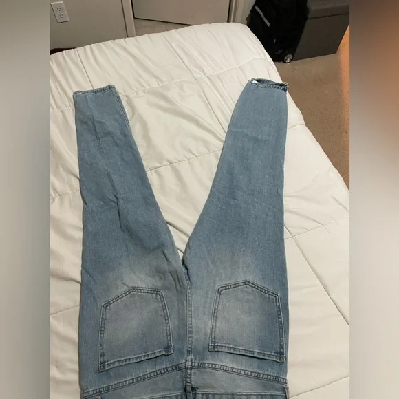 Forever 21 jeans - Picture 1 of 4